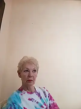 Snapshot of Calypso-Loove chatting on 2, 4, 2026 Calypso-Loove online show from 2, 4, 2026