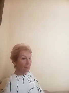 Snapshot of Calypso-Loove chatting on 10, 5, 2026 Calypso-Loove online show from 10, 5, 2026