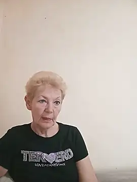 Snapshot of Calypso-Loove chatting on 22, 5, 2026 Calypso-Loove online show from 22, 5, 2026
