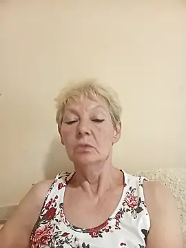 Snapshot of Calypso-Loove chatting on 11, 7, 2026 Calypso-Loove online show from 11, 7, 2026