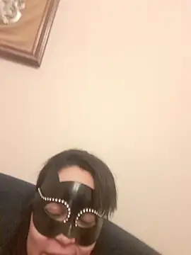 h4cPaolaMascherata online show from 1, 3, 2026