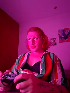 Snapshot of alien_ate_red chatting on 16, 12, 2025 alien ate red online show from 16, 12, 2025