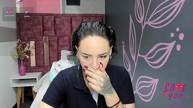 Kiara Fox   online show from 16, 2, 2026