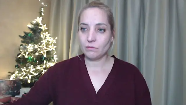 Snapshot of sweetpussy chatting on 4, 1, 2025 sweetpussy online show from 4, 1, 2025