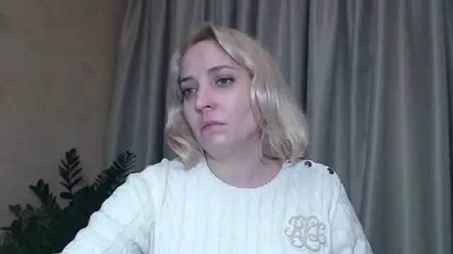 Snapshot of sweetpussy chatting on 9, 1, 2025 sweetpussy online show from 9, 1, 2025