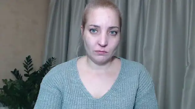 Snapshot of sweetpussy chatting on 10, 1, 2025 sweetpussy online show from 10, 1, 2025