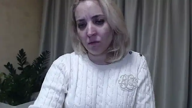 Snapshot of sweetpussy chatting on 31, 1, 2025 sweetpussy online show from 31, 1, 2025