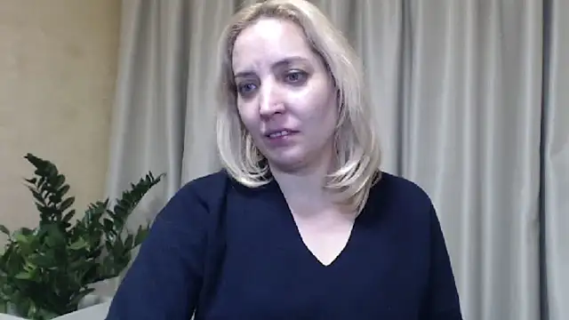 Snapshot of sweetpussy chatting on 26, 2, 2025 sweetpussy online show from 26, 2, 2025