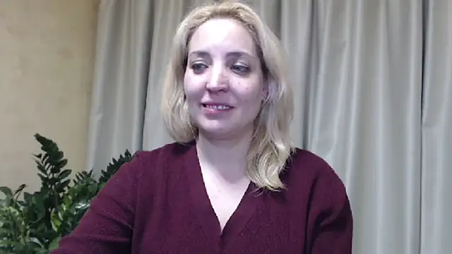Snapshot of sweetpussy chatting on 21, 3, 2025 sweetpussy online show from 21, 3, 2025