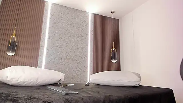 maye wells  online show from 27, 2, 2026