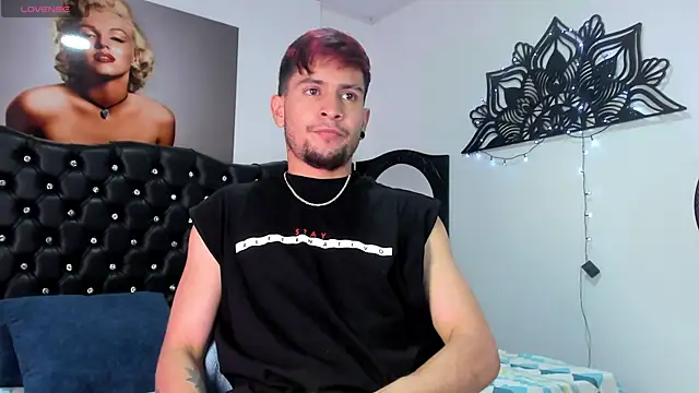 Snapshot of vaalentiino chatting on 10, 1, 2026 vaalentiino online show from 10, 1, 2026