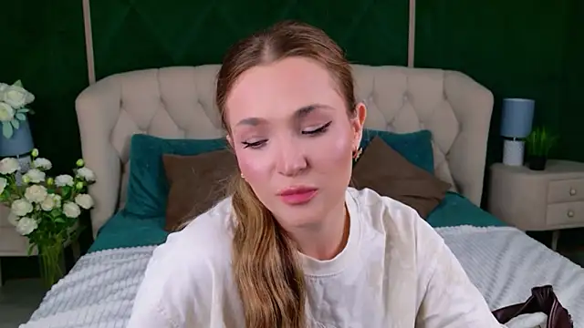 Snapshot of Lina_Sinerz chatting on 11, 6, 2026 Lina Sinerz online show from 11, 6, 2026