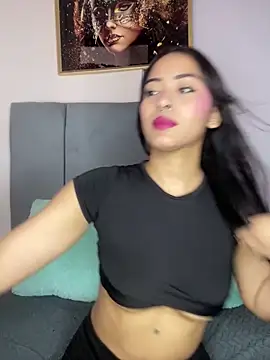 Snapshot of ravenna_em chatting on 14, 12, 2025 ravenna em online show from 14, 12, 2025