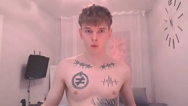 Snapshot of Fredd_Xanders chatting on 5, 6, 2026 Fredd Xanders online show from 5, 6, 2026
