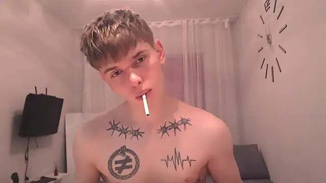 Snapshot of Fredd_Xanders chatting on 23, 6, 2026 Fredd Xanders online show from 23, 6, 2026