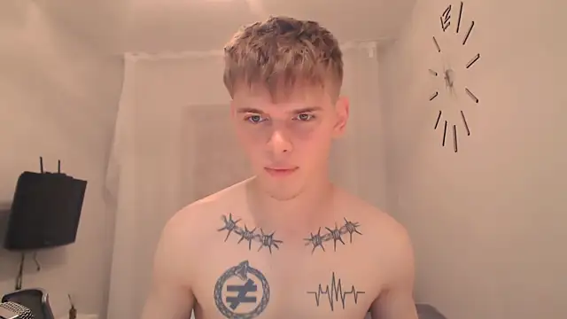 Snapshot of Fredd_Xanders chatting on 10, 7, 2026 Fredd Xanders online show from 10, 7, 2026