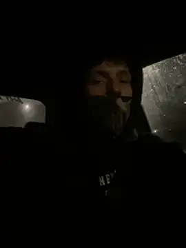 Snapshot of squty chatting on 20, 12, 2025 squty online show from 20, 12, 2025