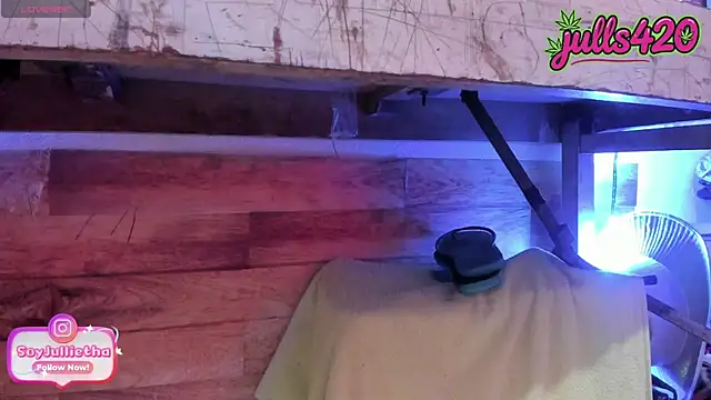 Julls420  online show from 9, 7, 2026