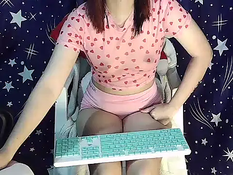 Snapshot of WetCreamyPusy4u chatting on 19, 3, 2026 WetCreamyPusy4u online show from 19, 3, 2026
