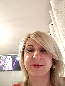 Snapshot of AhlyssaLove1155 chatting on 22, 4, 2026 AhlyssaLove1155 online show from 22, 4, 2026