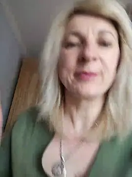 Snapshot of AhlyssaLove1155 chatting on 28, 5, 2026 AhlyssaLove1155 online show from 28, 5, 2026