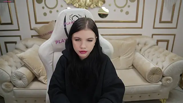 Hanna nana online show from 15, 12, 2025