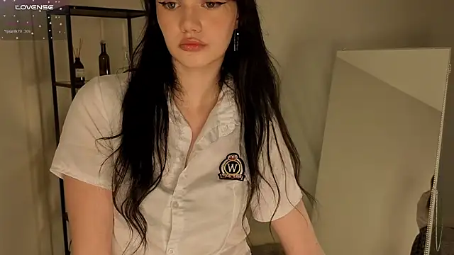 Snapshot of meganmex chatting on 18, 12, 2025 meganmex online show from 18, 12, 2025