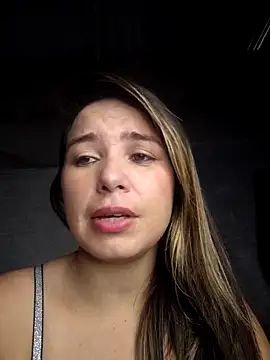Snapshot of Charlott_smi chatting on 18, 4, 2026 Charlott smi online show from 18, 4, 2026