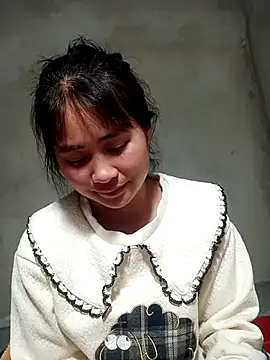 Him MountainGirl online show from 8, 2, 2026