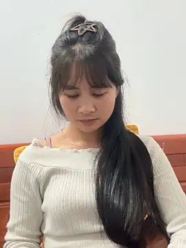 Him MountainGirl online show from 27, 3, 2026