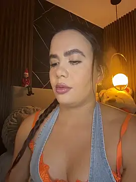 Snapshot of ValentinaEliot chatting on 17, 12, 2025 ValentinaEliot online show from 17, 12, 2025