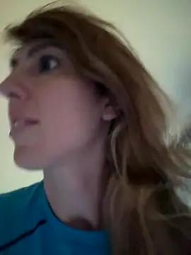 Snapshot of CelestialRuby chatting on 28, 10, 2025 CelestialRuby online show from 28, 10, 2025