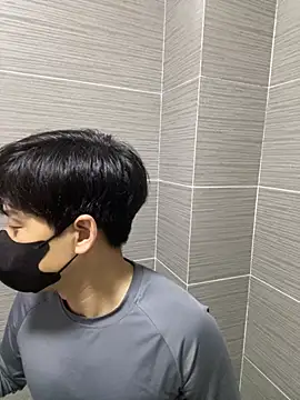 kimze7 online show from 4, 3, 2026