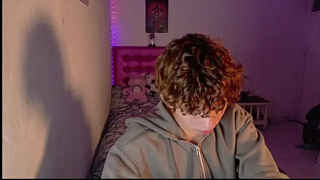 Snapshot of Dani_Dancer chatting on 23, 12, 2025 Dani Dancer online show from 23, 12, 2025