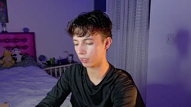 Snapshot of Dani_Dancer chatting on 5, 2, 2026 Dani Dancer online show from 5, 2, 2026