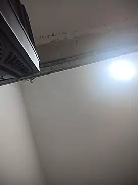 Nini Love  online show from 9, 4, 2026