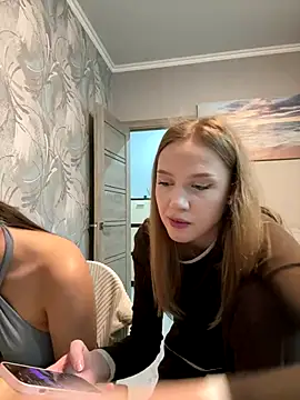 Snapshot of findwayout chatting on 22, 12, 2025 findwayout online show from 22, 12, 2025