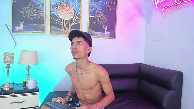 Alex jeins at online show from 5, 2, 2026