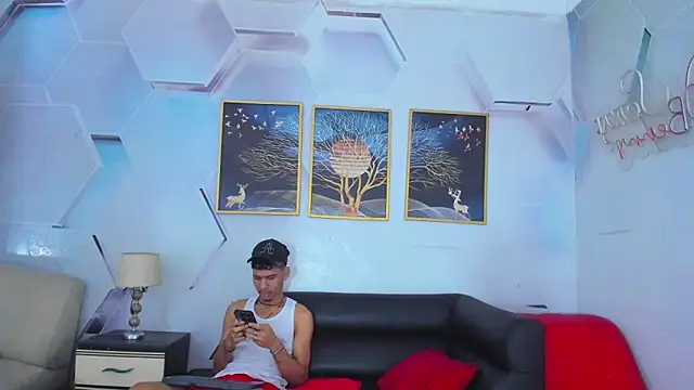 Alex jeins at online show from 28, 2, 2026