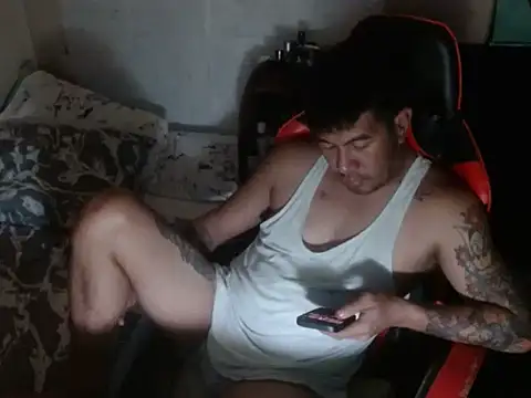 Snapshot of kheljordan23 chatting on 2, 3, 2026 kheljordan23 online show from 2, 3, 2026