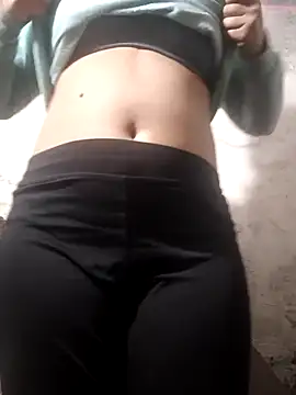 Snapshot of SubmissiveKaur chatting on 15, 12, 2025 SubmissiveKaur online show from 15, 12, 2025