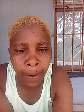 Snapshot of SexyMbali_01 chatting on 16, 12, 2025 SexyMbali 01 online show from 16, 12, 2025