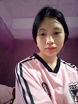 Snapshot of Lomay69 chatting on 23, 12, 2025 Lomay69 online show from 23, 12, 2025
