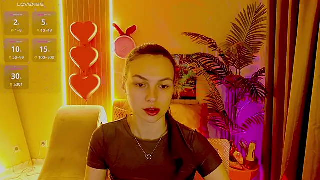 MaxinCarroll online show from 16, 2, 2026