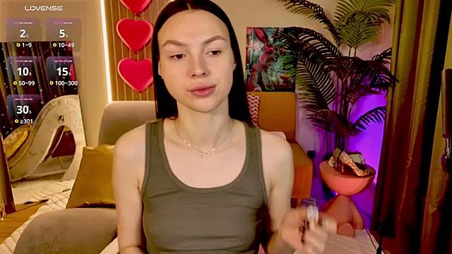 MaxinCarroll online show from 15, 4, 2026