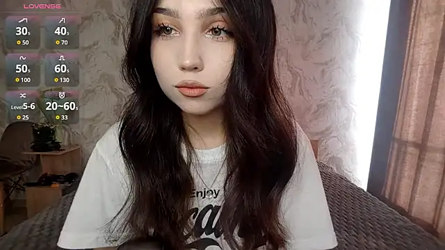 Qwami Amie online show from 27, 3, 2026