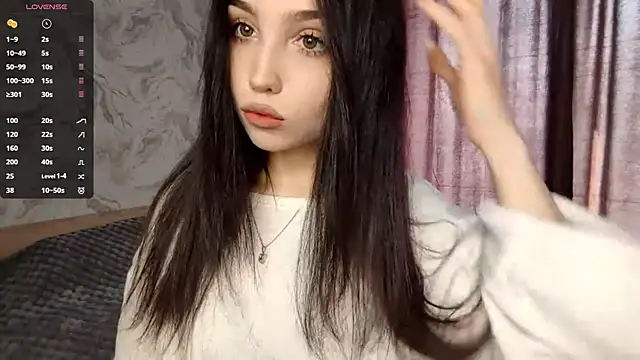 Snapshot of Qwami_Amie chatting on 24, 4, 2026 Qwami Amie online show from 24, 4, 2026