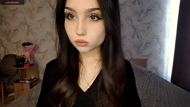 Snapshot of Qwami_Amie chatting on 3, 5, 2026 Qwami Amie online show from 3, 5, 2026