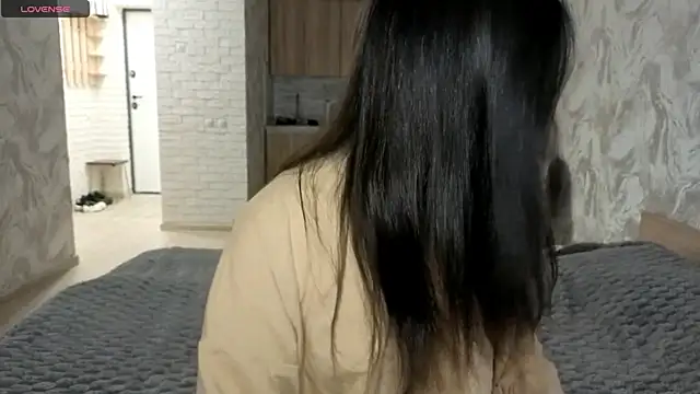 Snapshot of Qwami_Amie chatting on 22, 5, 2026 Qwami Amie online show from 22, 5, 2026