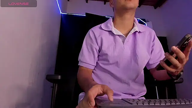 Snapshot of Liam_Mateo chatting on 26, 5, 2026 Liam Mateo online show from 26, 5, 2026